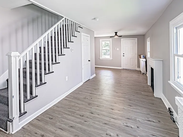 218 Sinnickson St — Photo 11