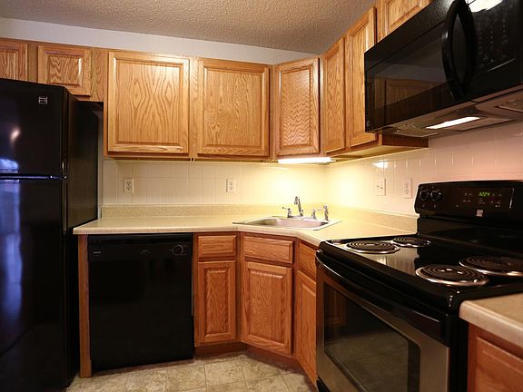 2nd image of 4372 Casa Brazilia Dr #208