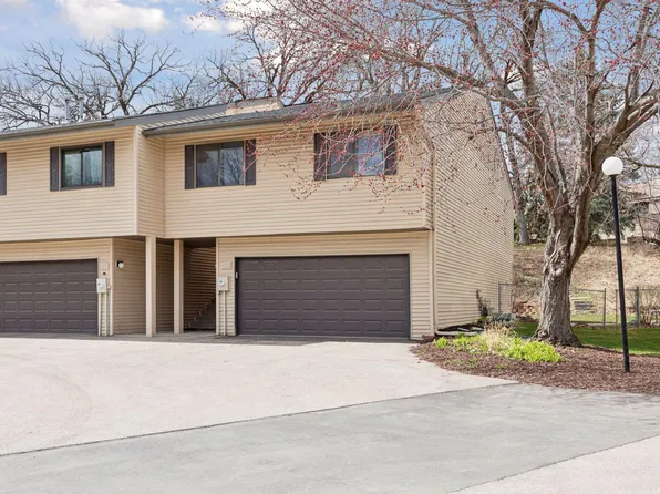 422 Pleasant Dr, Hastings, MN 55033