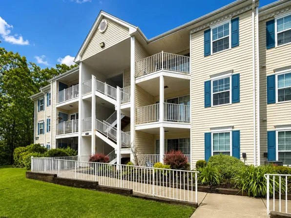 52 Navajo Ct #1710, Galloway, NJ 08205