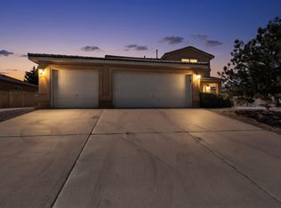 5005 Mira Vista Dr NE, Rio Rancho, NM 87144