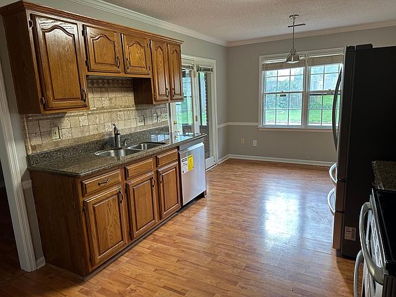 3rd image of 96 S Interlaken Dr