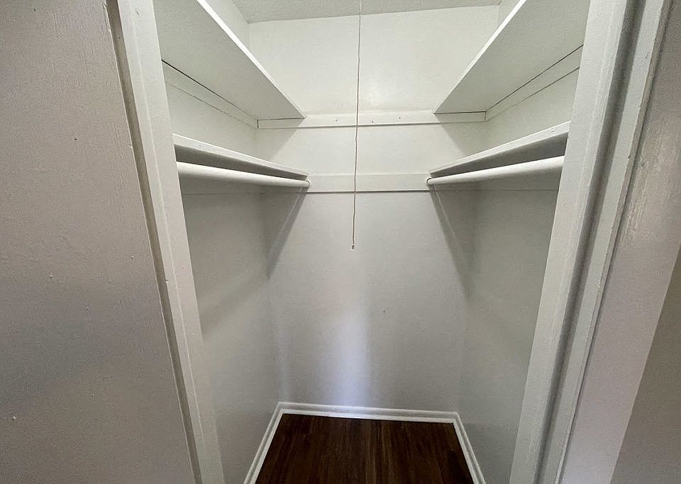 Oakside Apartments 10302 W 62nd St Shawnee KS Zillow