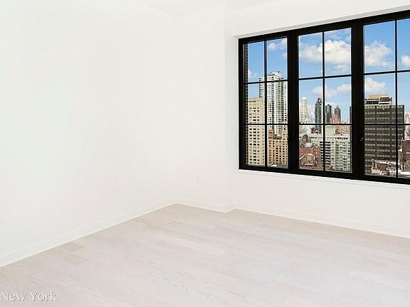 4th image of 959 1st Ave #21B