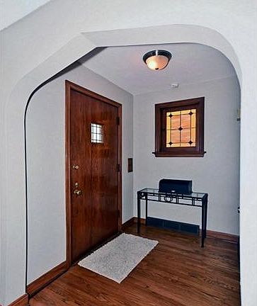 2nd image of 5751 Pernod Ave