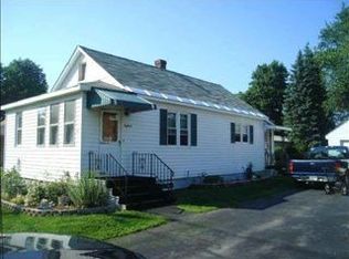 18 Princetown Rd, Schenectady, NY 12306