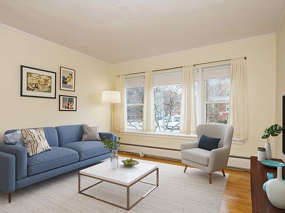 4th image of 635 Hinman Ave APT 1