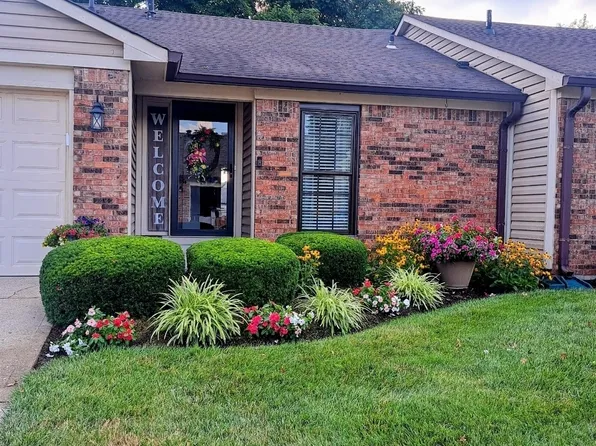 1736 Wellesley Cmns, Indianapolis, IN 46219