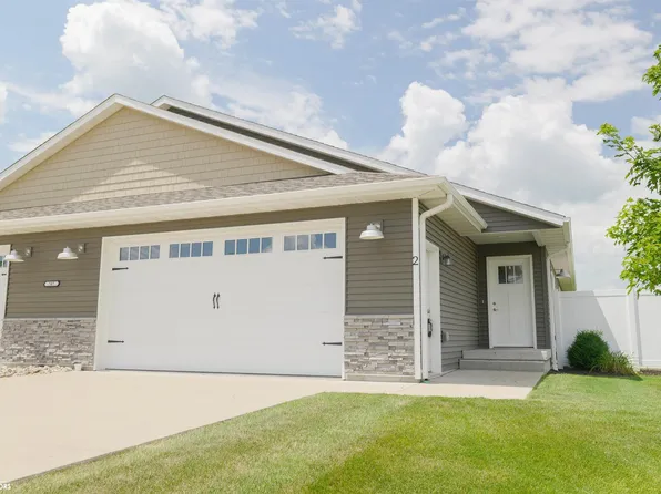701 Layne Dr #2, West Burlington, IA 52655