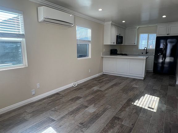 2nd image of 6025 2nd Ave