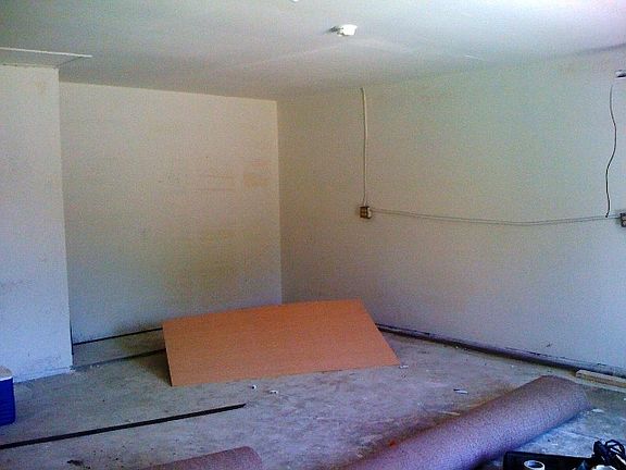 4th image of 3120 Furneaux Ln