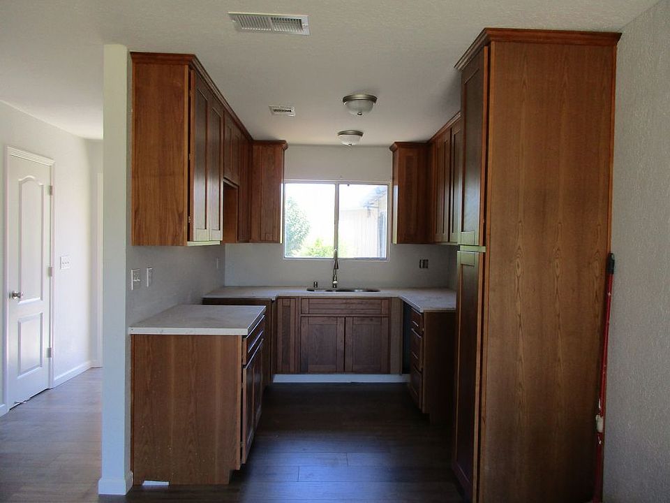 1st image of 7533 Karlsberg Cir