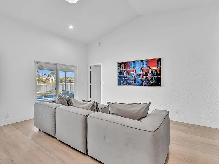 12502 Baywind Ct — Photo 14