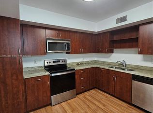 2800 N 46th Ave APT A310, Hollywood, FL 33021
