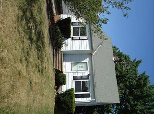 8004 Bremen Ave, Parma, OH