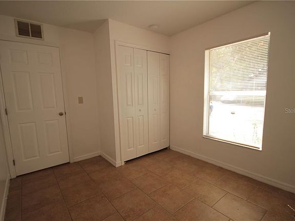 3rd image of 521 N Keech St