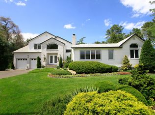 68 Maple St, Old Bridge, NJ 08857