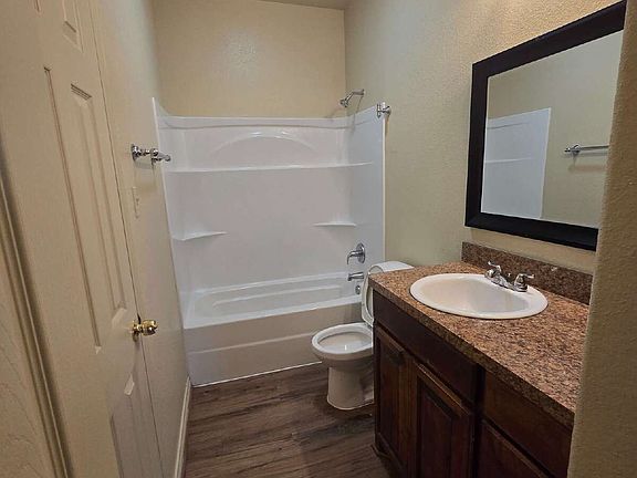 4th image of 3711 Mandy Dr Unit 2
