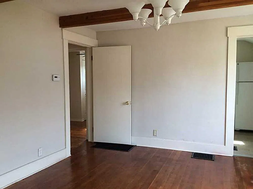 2 bed, 787 sqft, $925 — Photo 2