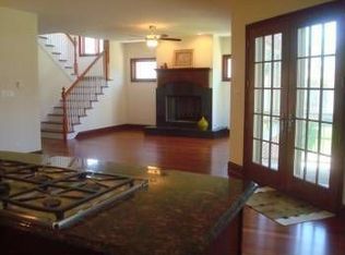 7542 N Ozark Ave, Chicago, IL