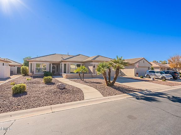 2nd image of 3059 E HAZELTINE Way