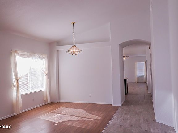 4th image of 7563 W KRALL Street