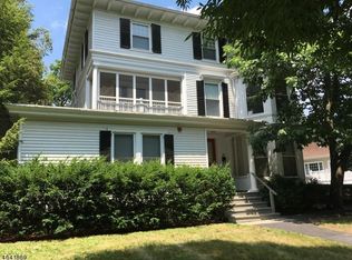 28 Franklin Pl, Morristown, NJ 07960