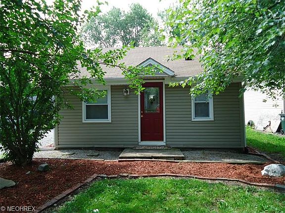 3rd image of 2038 Cleveland Ave