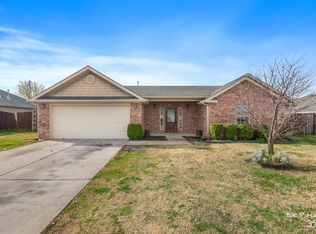 973 Morgan Haley Ln, Springdale, AR 72764
