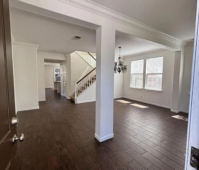 1247 Jewel Flower Dr — Photo 3