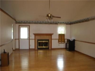 3rd image of 665 Chateaugay Dr