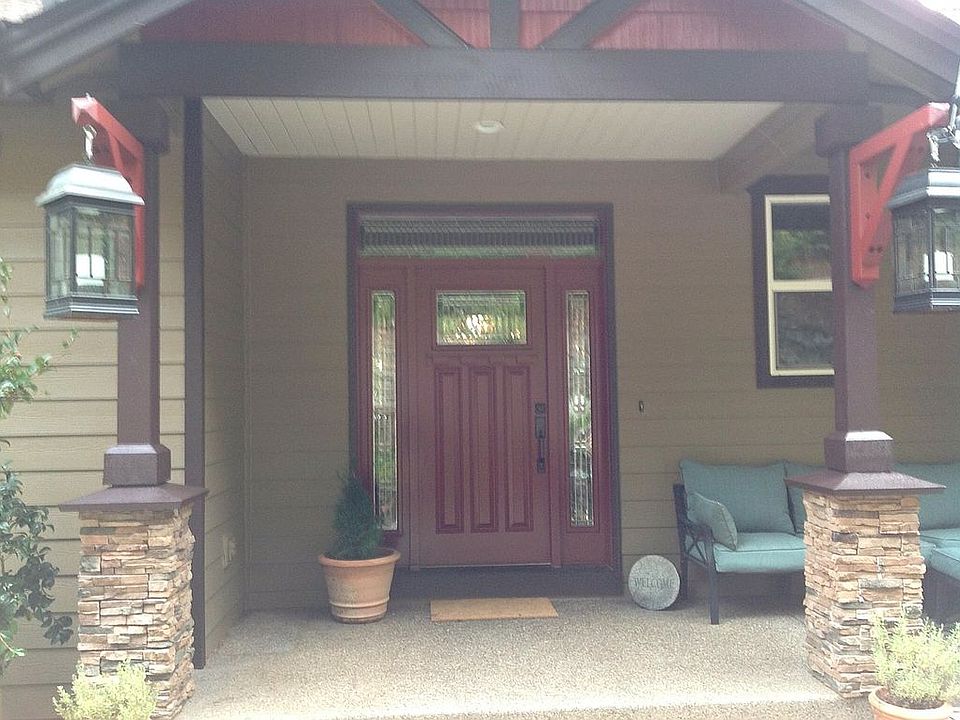 2nd image of 293 Hillsdale Dr