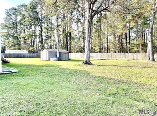 9535 Deer Path Dr, Denham Springs, LA 70706