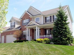8782 Bonaventure Dr, Brighton, MI 48116