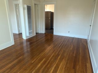 2747 E Broadway APT B, Long Beach, CA 90803