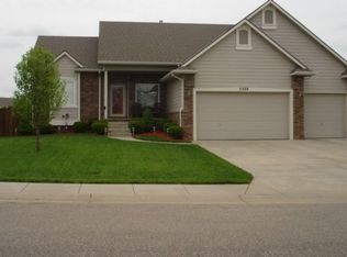 2206 Sommerhauser Cir, Derby, KS 67037