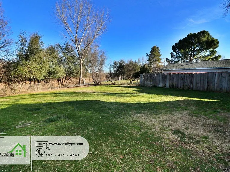 8807 Deschutes Rd — Photo 36