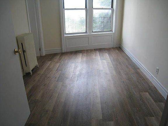 3rd image of 40-16 Astoria Blvd S #2