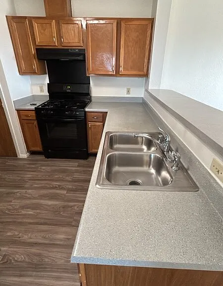 1187 Case Ct — Photo 4