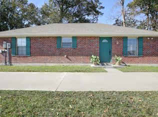 101 E Pamela Dr, Lafayette, LA 70506