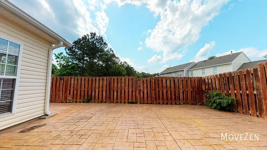 10831 Laurnet Pl Raleigh NC 27614 Gorgeous Townhome With Open Concept — Photo 2