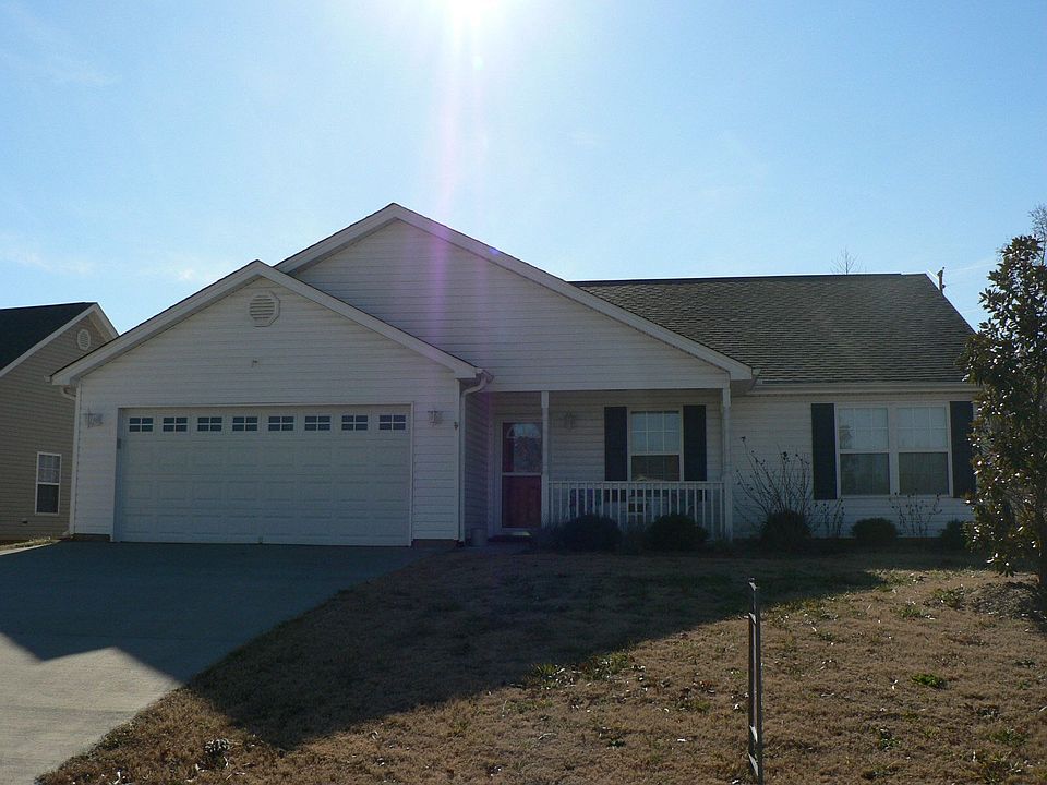 1st image of 300 Magnolia Meadow Ln