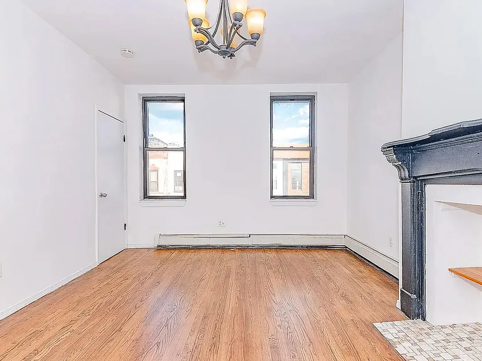 249 Melrose St — Photo 2