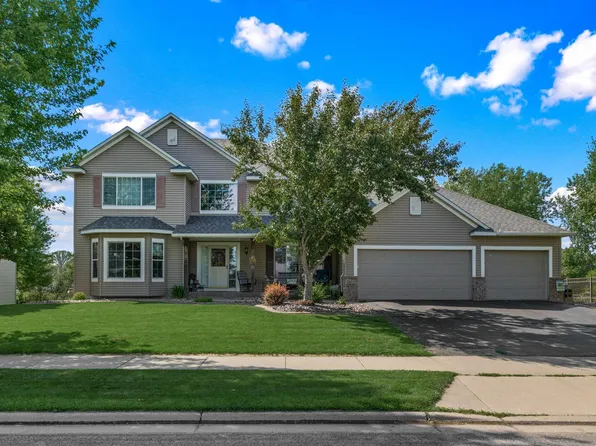 6352 Highland Hills Blvd S, Cottage Grove, MN 55016
