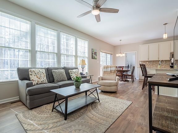 3rd image of 1305 Olde Walker Mill Rd