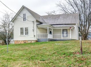 30 Tarrent St, Andrews, NC 28901