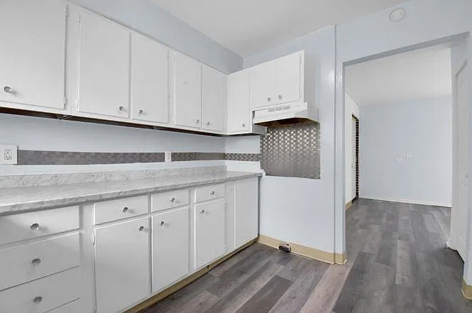 2 bed, 825 sqft, $1,200 — Photo 2