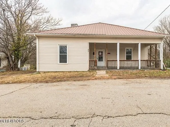 802 Wesley Ave, Greeneville, TN 37743