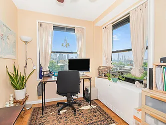 Sold by Pantiga Group