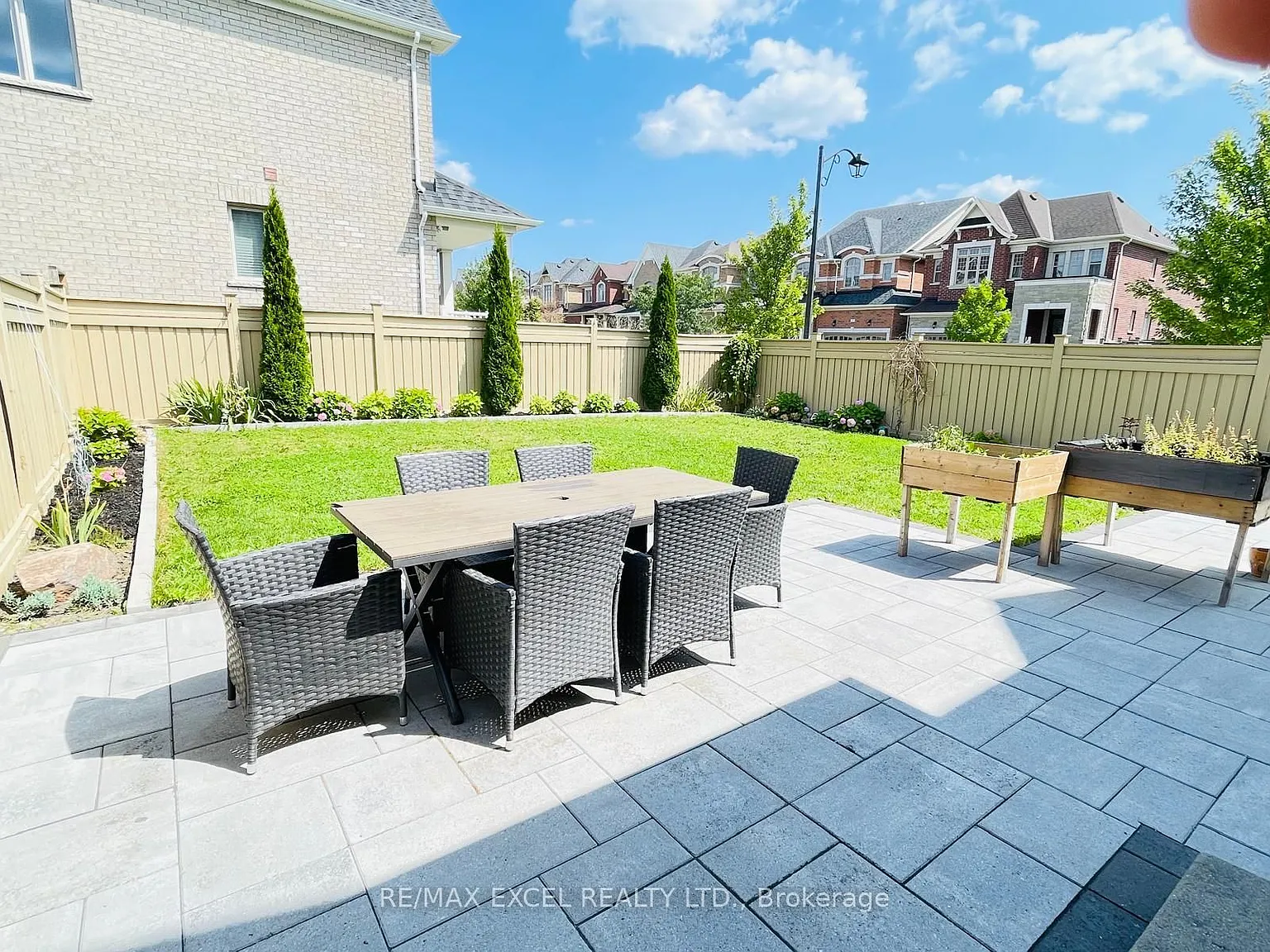 3 bed, $3,900 — Photo 3